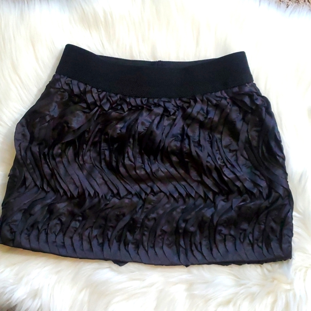 SALE 5 items/$20 🌞 A'GACI BLACK DRESSY SKIRT SIZE M